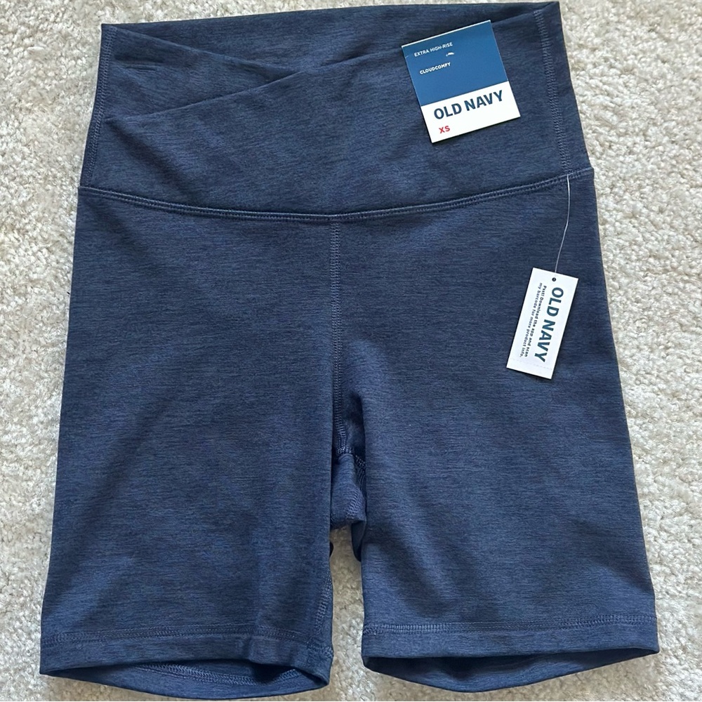 Old Navy - Extra High Waited CloudComfy Biker Shorts